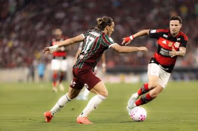 Fluminense encara o Flamengo de igual para igual e mostra força em Fla-Flu polêmico