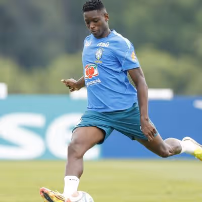 Enquete: Luiz Henrique é o favorito para substituir Raphinha na Seleção