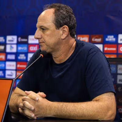 Rogério Ceni detona gramado da Fonte Nova: “É uma vergonha”