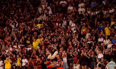 “Quarta-feira é guerra”, canta torcida do Flamengo após vitória
