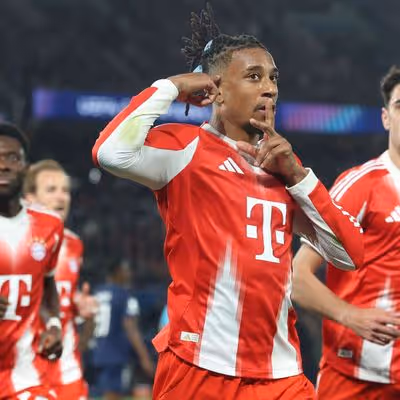Real Madrid estuda oferta acima de R$ 1 bilhão para tirar Olise do Bayern