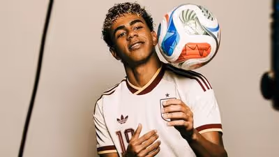 Lamine Yamal, da Espanha, projeta evolução e exalta Messi: “O melhor”