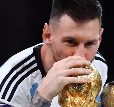 Lionel Messi, o imigrante que nunca se esqueceu de sua terra natal