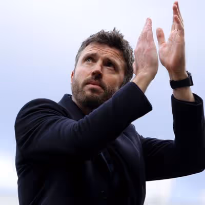 Manchester United anuncia permanência de Michael Carrick até 2028