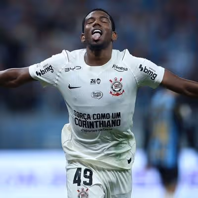 Corinthians vira sobre o Grêmio e sobe na tabela do Brasileirão