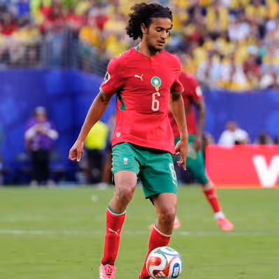 Manchester City encaminha contratação de substituto de Rodri