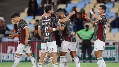 Savarino brilha e Fluminense goleia Nova Iguaçu em amistoso
