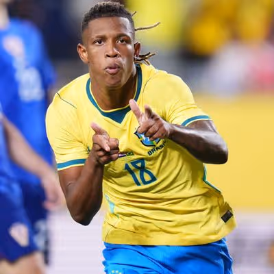 Palmeiras mantém confiança em contratar Danilo, mas aguarda Copa e Botafogo
