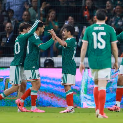 México goleia Sérvia e chega embalado para estreia na Copa do Mundo