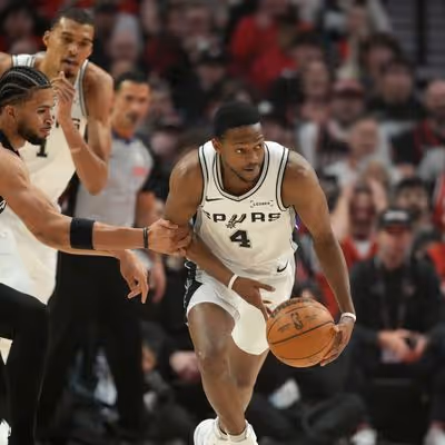 Fox decide, Spurs vencem Blazers e avançam às semifinais do Oeste da NBA