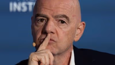 Com Fifa em crise, chefe da Concacaf pede que Infantino não vá a torneio