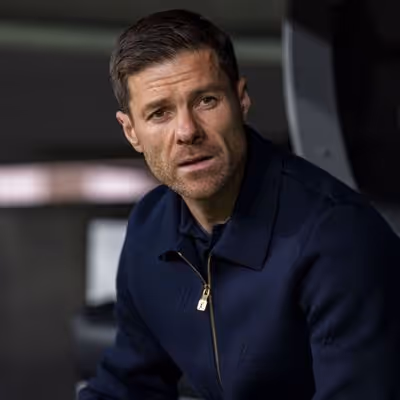 Chelsea anuncia Xabi Alonso como novo treinador