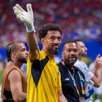 Vozinha agradece apoio dos brasileiros durante a Copa do Mundo