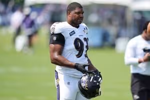 Calais Campbell: Triumphing Through Personal Tragedy with Steadfast Dedication to Football