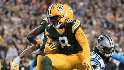 Josh Jacobs Clarifies Viral TD Celebration as Packers’ Running Game Remains Troubled