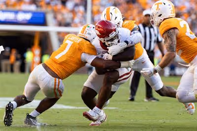 NCAA Suspends Tennessee's Arion Carter for Impermissible Benefits