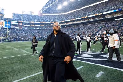 The Potential Rebirth of a Dynamic Duo: Analyzing Myles Garrett’s Enthusiasm for Aaron Donald’s Possible NFL Return