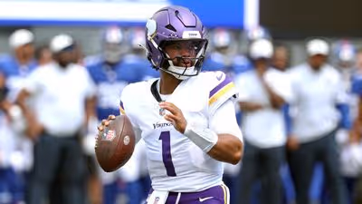 Vikings Elevate DeeJay Dallas and Kyle Van Noy, Shoring Up Depth Ahead of Packers Opener