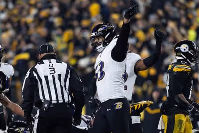 Vikings Sign Veteran Kyle Van Noy to Add Experience to Linebacker Group