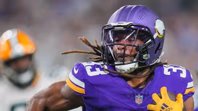 Packers-Vikings Rivalry Kicks Off 2026 Season in Minneapolis