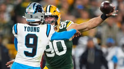 Unauthorized drone halts Packers game; play resumes as Jacobs scores, Watson returns from ambulance