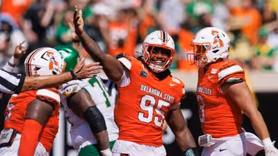Oklahoma State Stuns No. 6 Oregon, Puts Early Stamp on Eric Morris Era