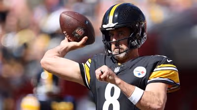 Aaron Rodgers' Fourth-Quarter Play-Calling Turned a 16-Point Deficit Into an Overtime Win for the Steelers