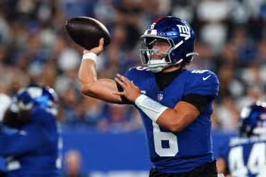 Jaxson Dart’s Sprained MCL Shifts Giants’ Game Plan in 28-6 Loss to Rams