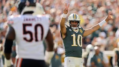 Packers Rout Bears 31-7 as Love, Watson and Turnovers Decide the Day
