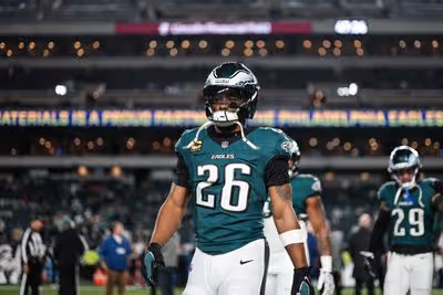 Eagles’ Slide Continues After 38-21 Loss to Cowboys; Barkley Efficient Amid Injury Management