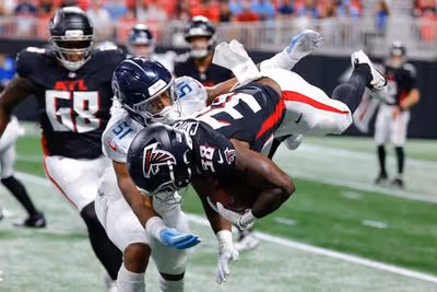 Falcons Add OL Josh Thompson to Practice Squad; Visit With Khalid Kareem Continues Roster Shuffle as Nathan Carter Heads to Chiefs