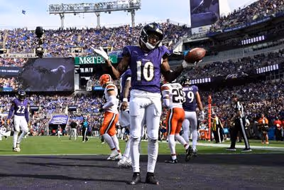 Exploring DeAndre Hopkins's Potential Transition to Coaching with the New England Patriots