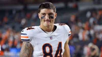 Bears Confront Early Crisis: Caleb Williams’ Injury Puts Spotlight on Ben Johnson and Bagent