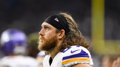 Vikings' 15-10 Win Over Dolphins Extends Unbeaten Streak but Leaves Questions; T.J. Hockenson Steadies Offense