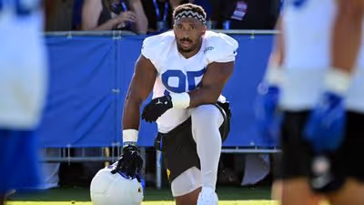 Myles Garrett to have knee surgery, placed on injured reserve; Rams face immediate defensive recalibration