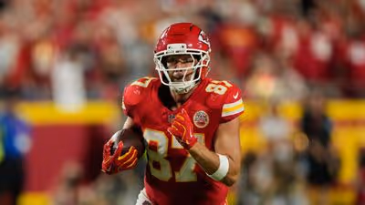 Taylor Swift’s Arrowhead Appearance Turns Travis Kelce’s TD Into a Pop-Culture Moment