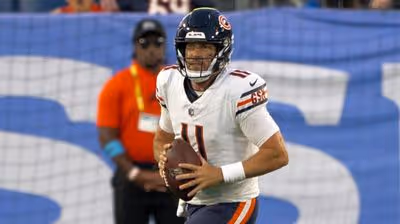Case Keenum Stars as Bears Stun Eagles, 27-7
