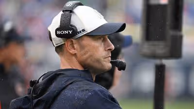 Bears Confront Early Crisis: Caleb Williams’ Injury Puts Spotlight on Ben Johnson and Bagent