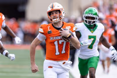 Oklahoma State’s 39-31 Shock of No. 6 Oregon Forces Immediate Questions About Ducks’ Title Hopes and Program Direction