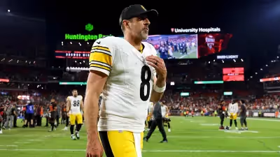 Aaron Rodgers’ Mixed Night and Sideline Outburst Deepen Questions Around Steelers’ Season