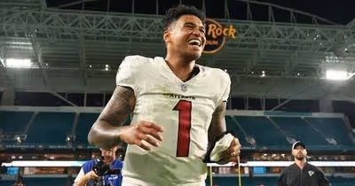 Tua Tagovailoa Wins Falcons’ Week 1 Start, Sparking Mixed Reactions Inside and Outside the Building