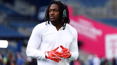 A.J. Brown Returns to Patriots Practice, Opens 21-Day Window Ahead of Jets